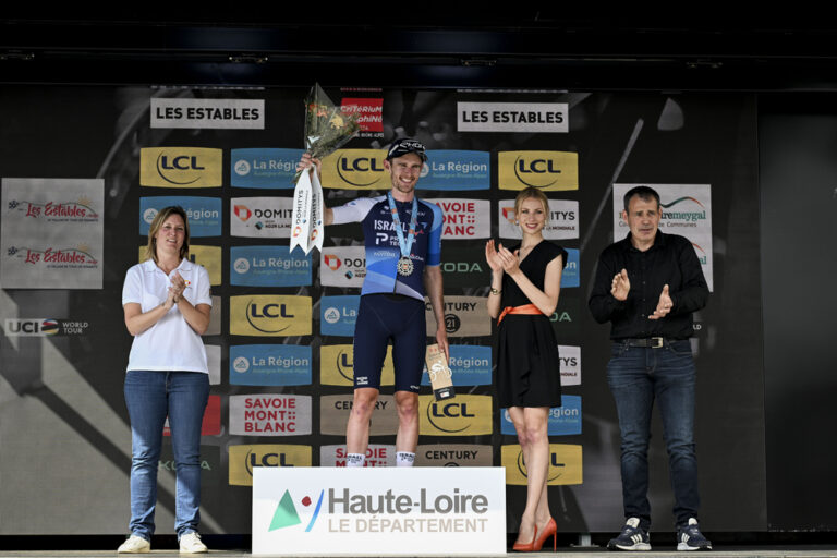 Derek Gee remporte la 3ème étape du Critérium du Dauphiné