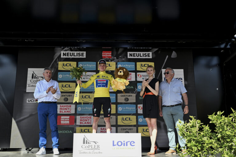 Remco Evenepoel remporte la 4ème étape du Dauphiné
