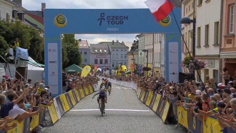 Julian Alaphilippe gagne la 4ème étape du Czech Tour