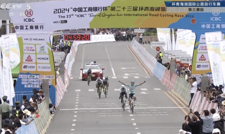 Manuele Tarozzi remporte la 3ème étape du Tour of Qinghai Lake