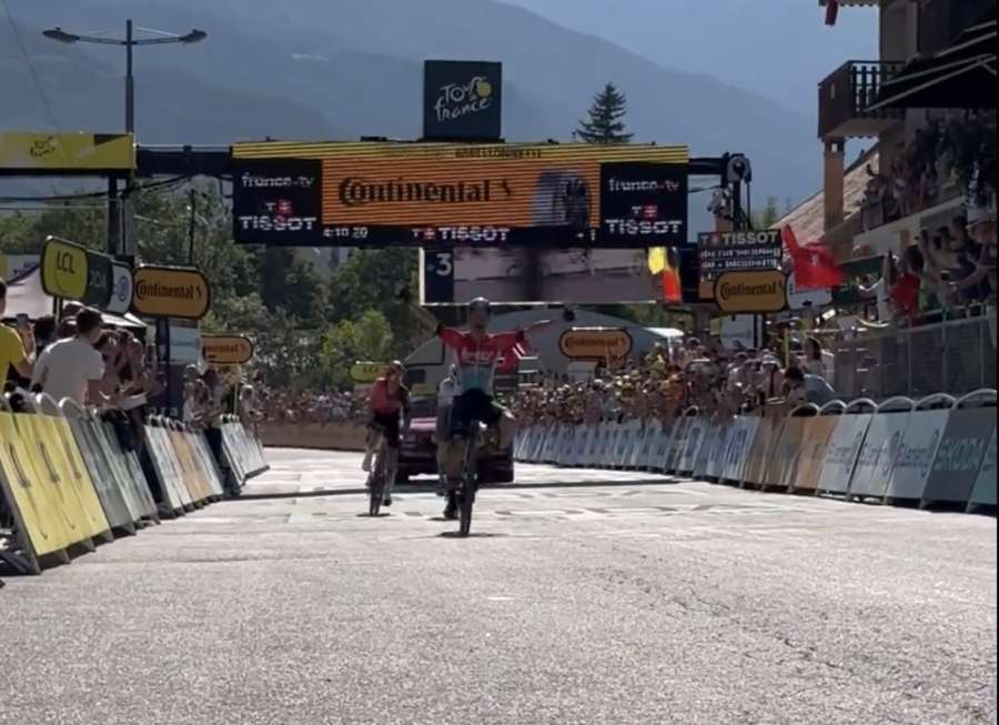 Victor Campenaerts a remporté la 18ème étape du Tour de France.