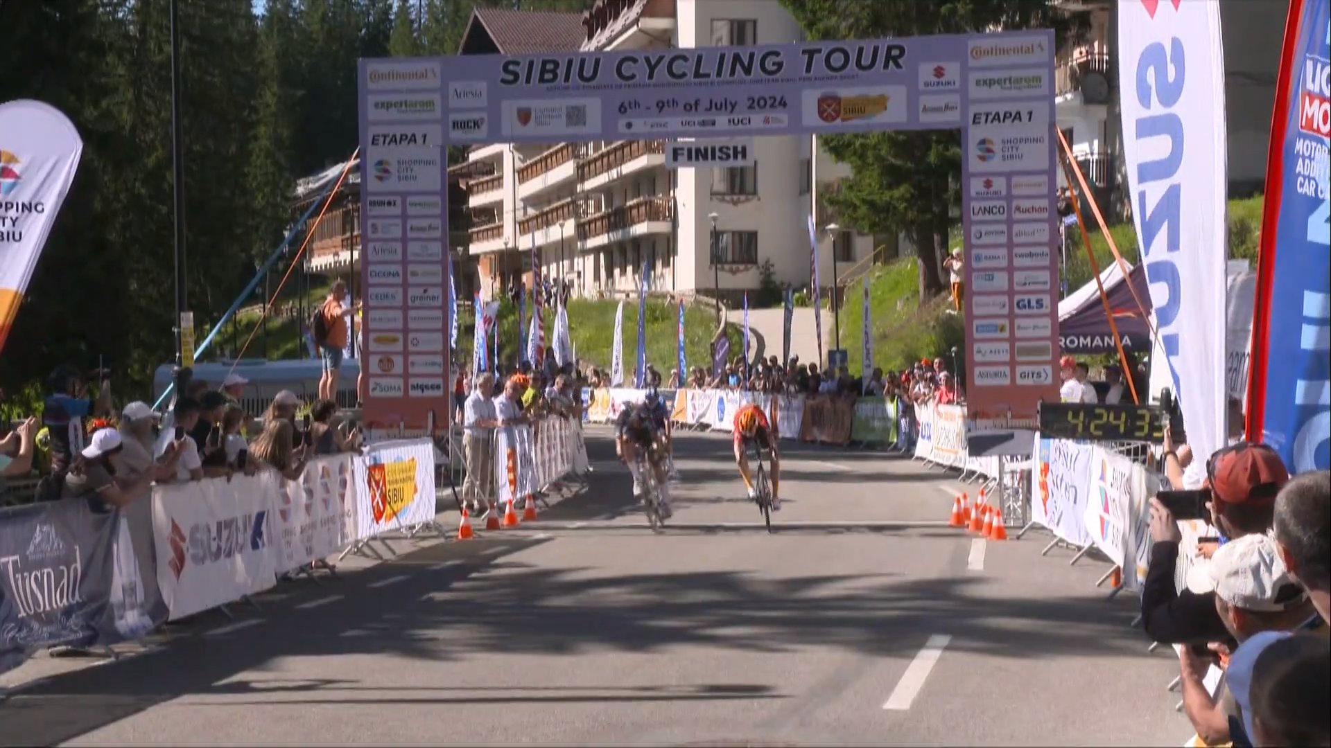 Florian Lipowitz s'est imposé lors de la 1ère étape du Sibiu Cycling Tour.