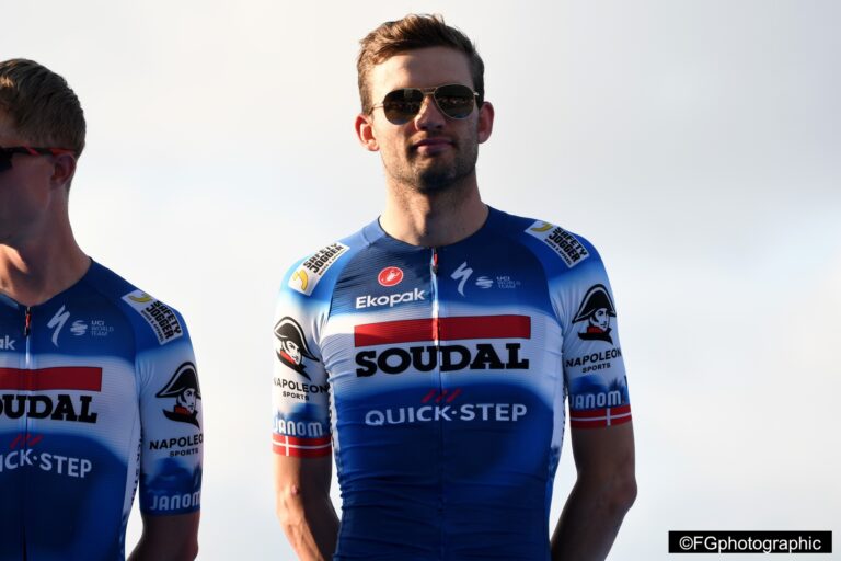 Kasper Asgreen s'est engagé avec la formation EF Education Easy Post.