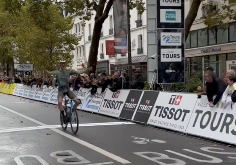 Antoine L’Hôte remporte Paris-Tours Espoirs