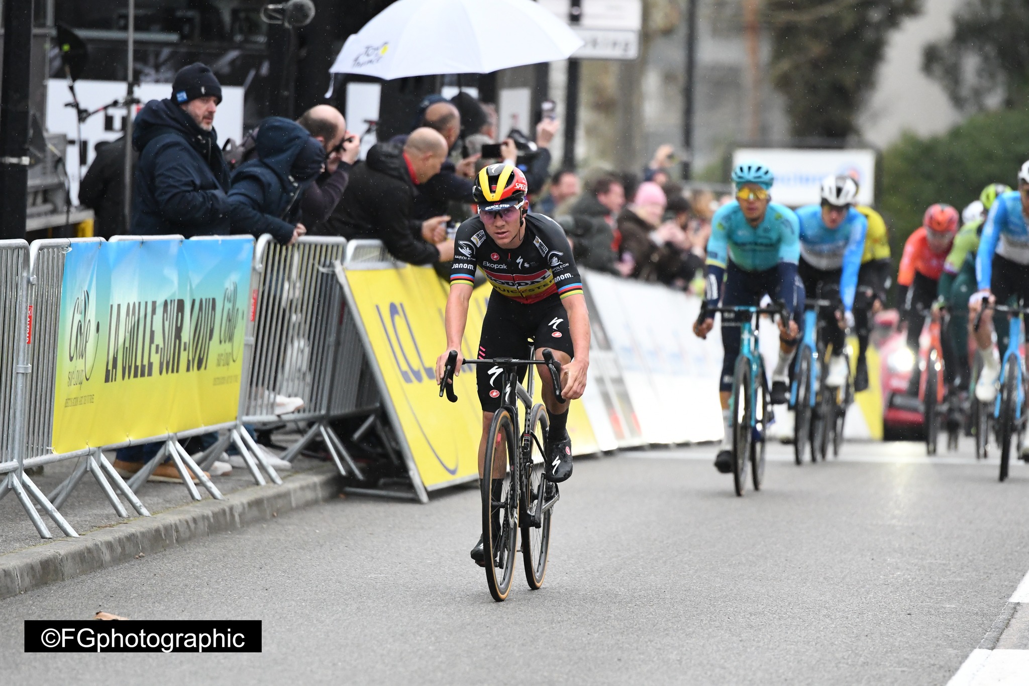 Remco Evenepoel élu meilleur coureur belge de la saison 2024.