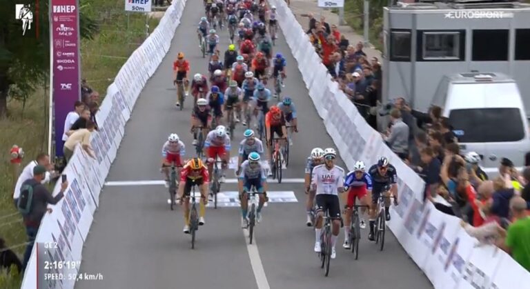 Sebastian Molano remporte la 2ème étape de la Cro Race