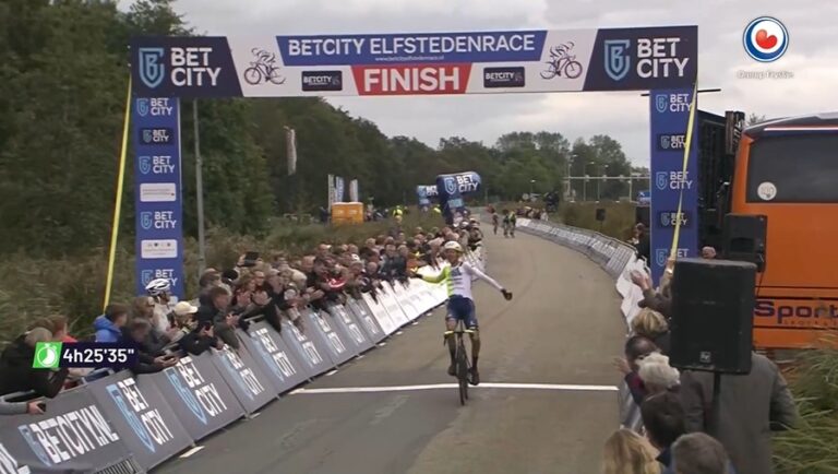 Van der Hoorn remporte la Betcity Elfstedenrace