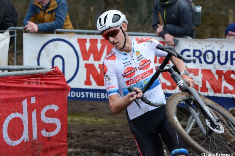 Michael Vanthourenhout a remporté le Cyclo-Cross d'Ardooie.