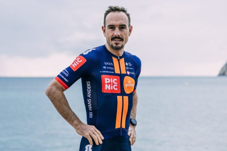 Lapierre apparaît sur le nouveau maillot du Team PicNic Post NL