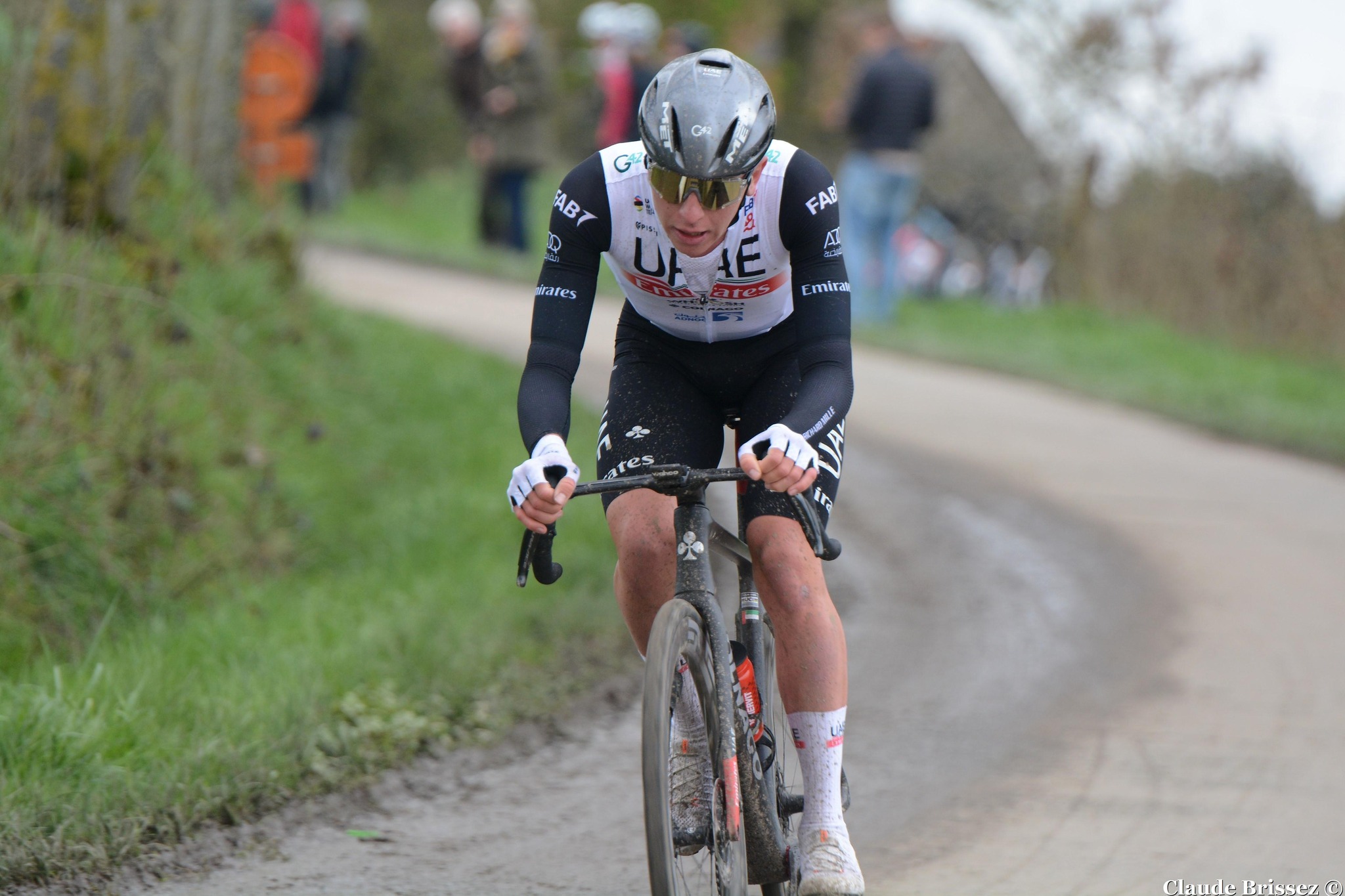 Tadej Pogacar participera au Tour des Flandres en 2025