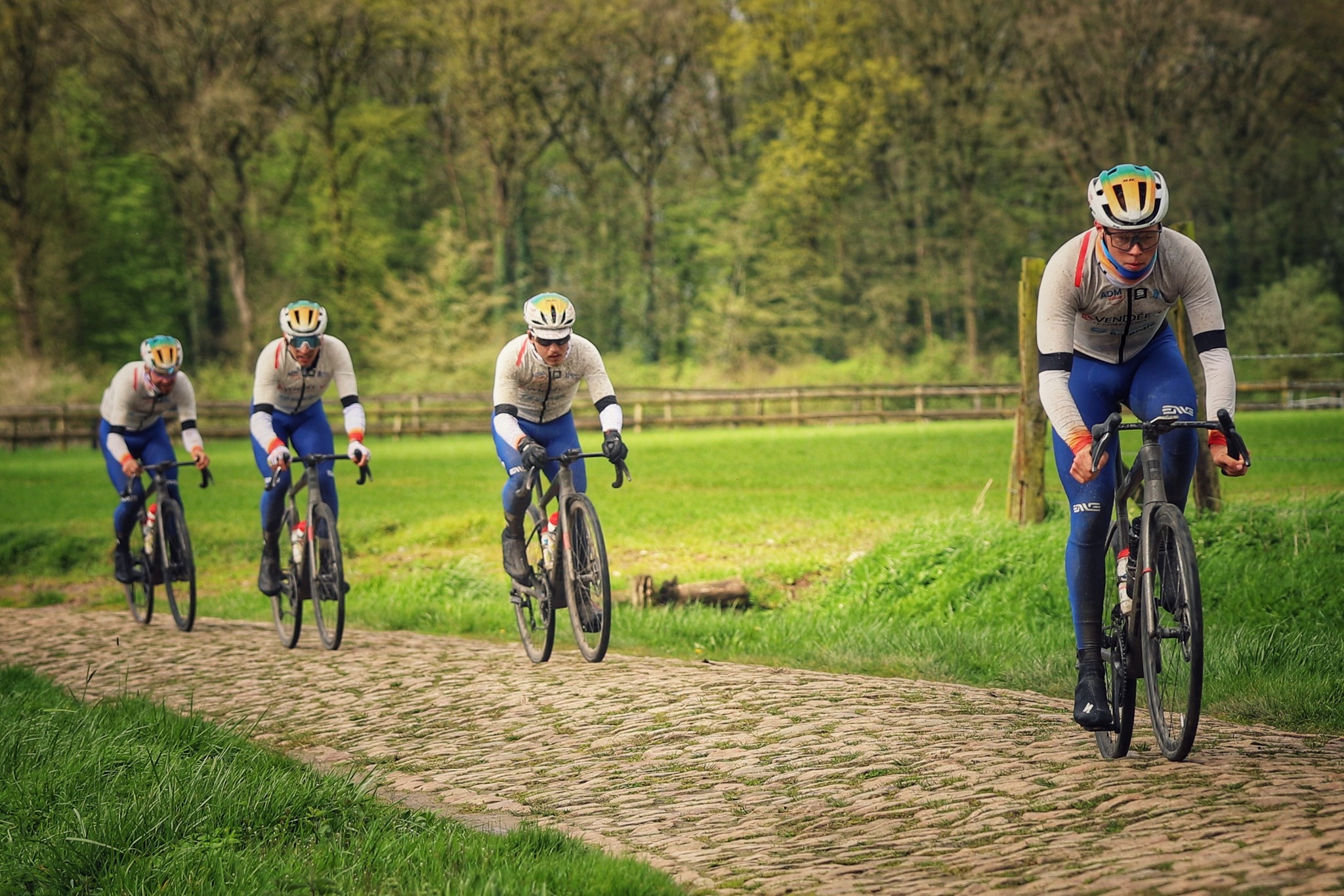 L'équipe Total Energies sera absente du prochain Omloop Het Nieuwsblad.