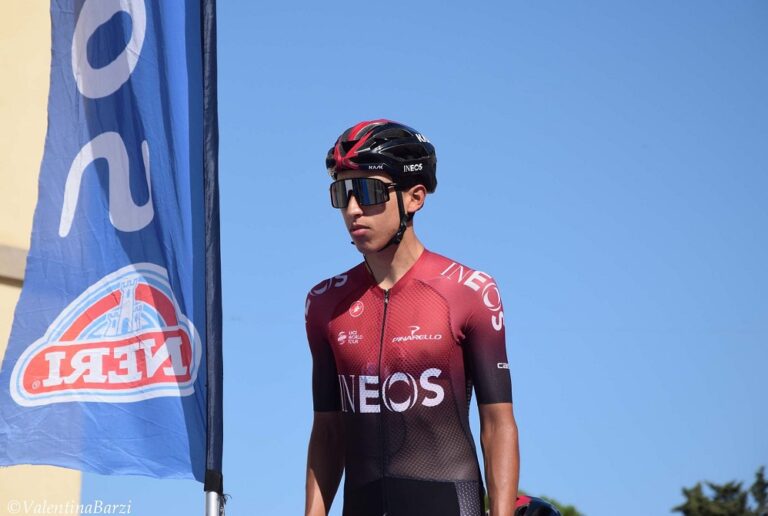 Egan Bernal a remporté le chrono des championnats de Colombie.